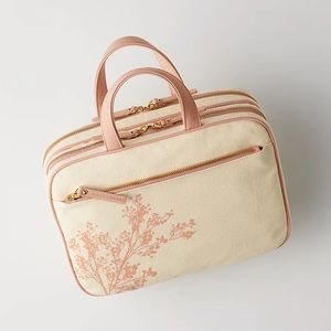 NWT LC MAKEUP TRAVEL BAG